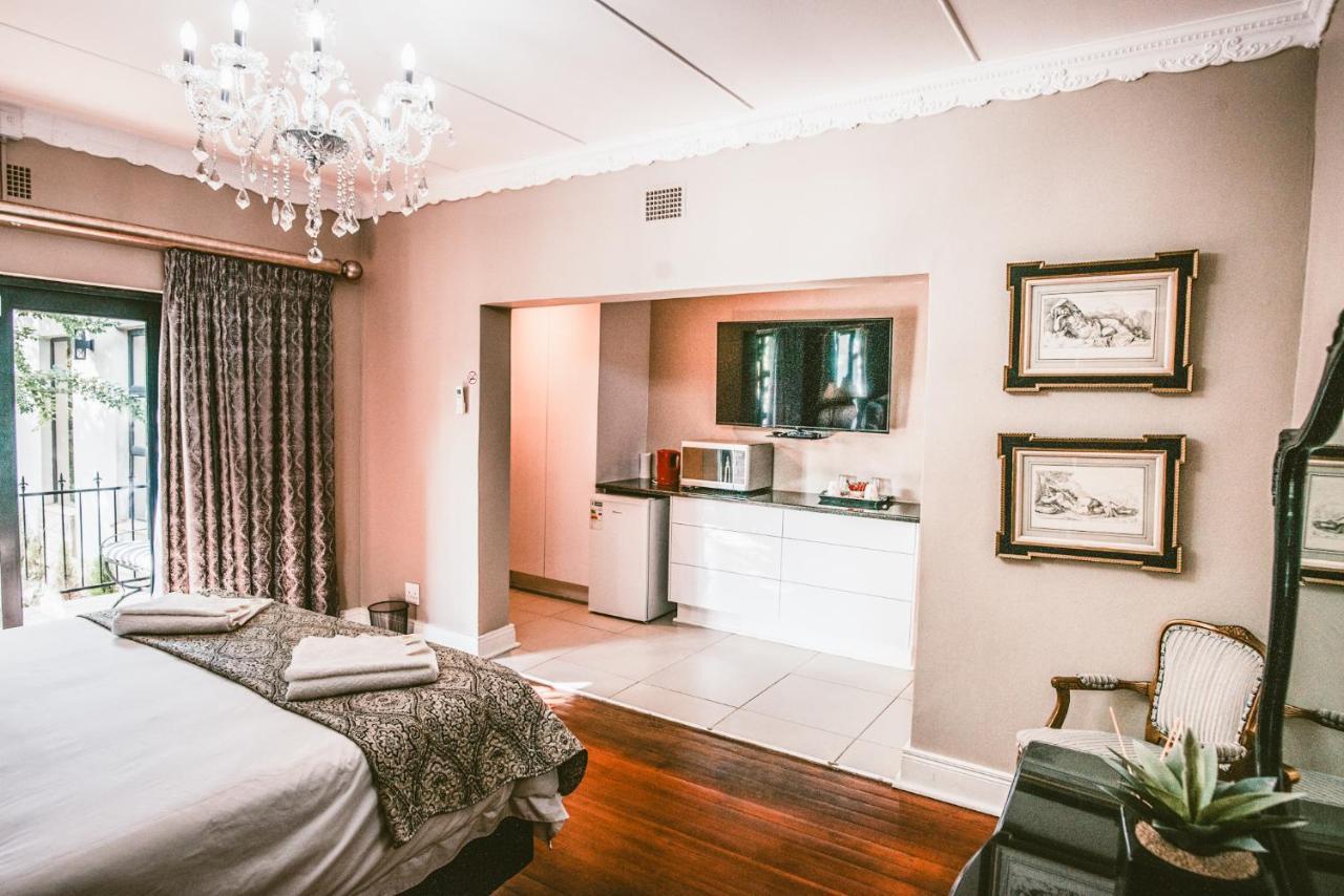 Le Grant Guesthhouse Aparthotel Kroonstad Kültér fotó