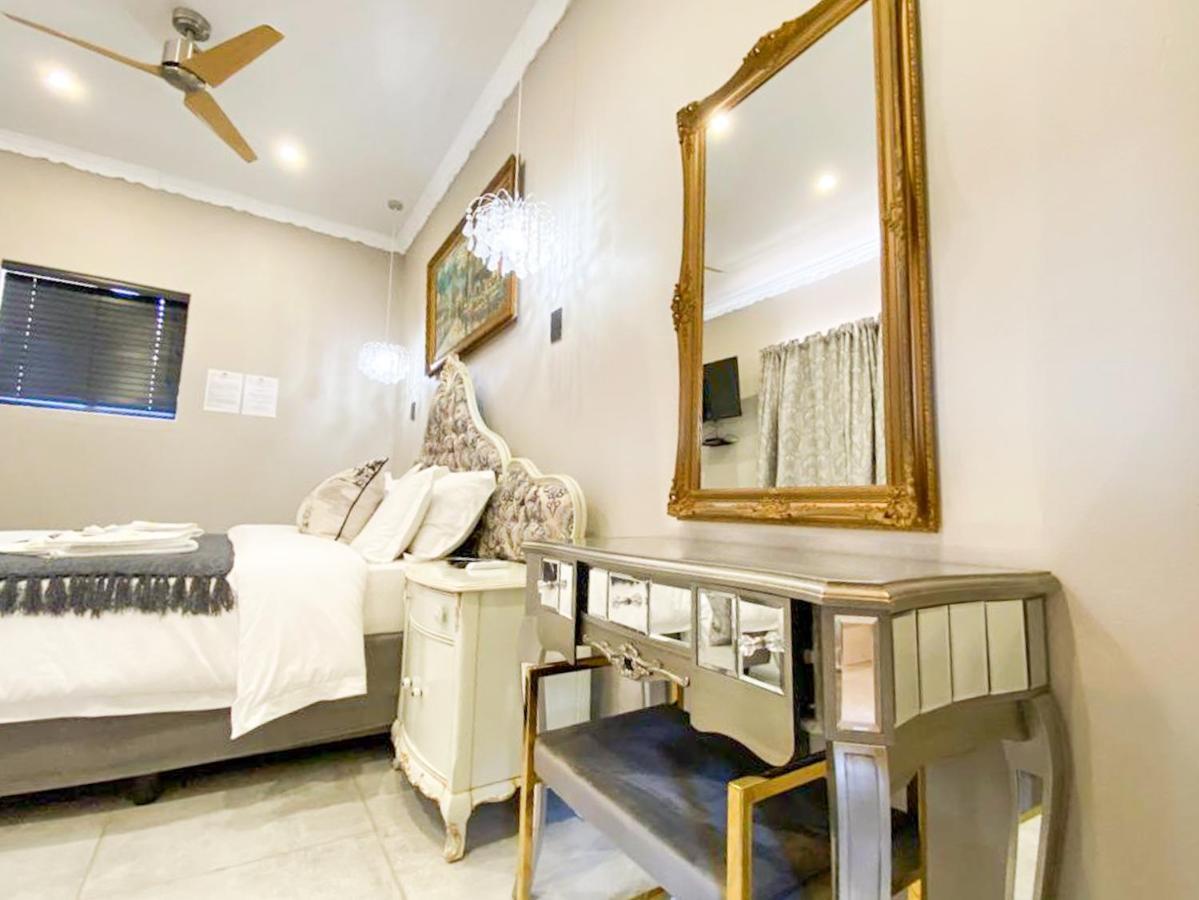 Le Grant Guesthhouse Aparthotel Kroonstad Kültér fotó